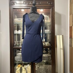 Miami Blue V-Neck Sleeveless Sheath Dress
